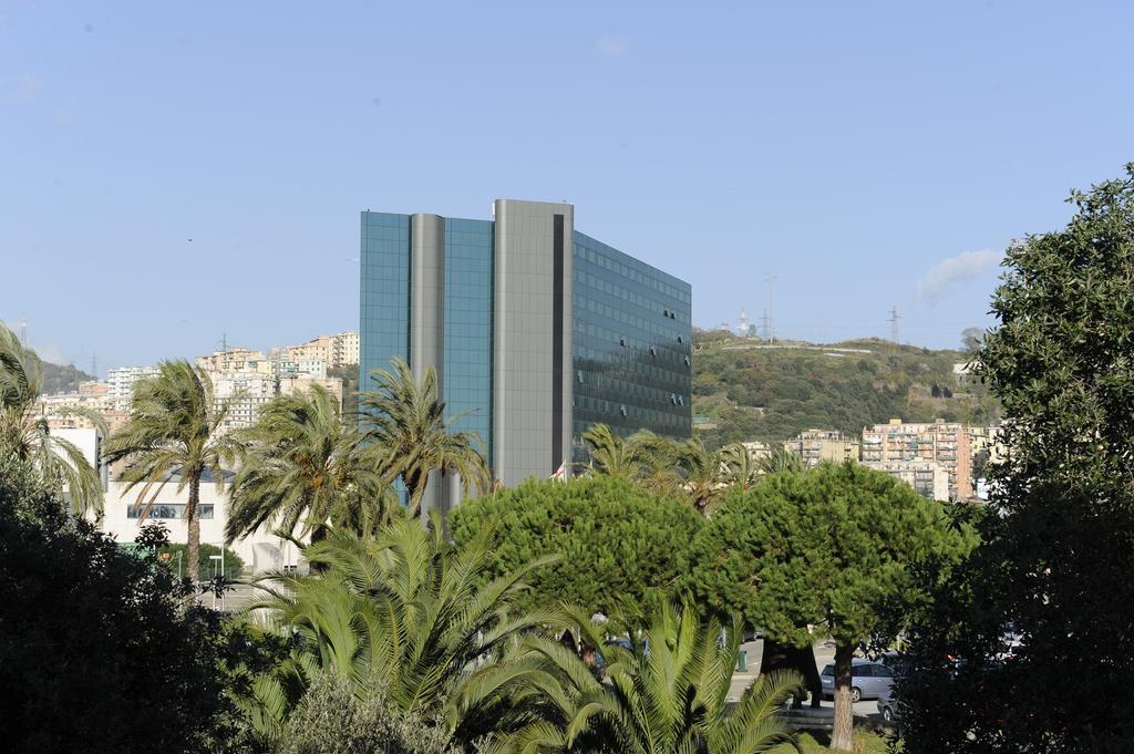 Tower Airport - & Conference Center 4* Genua